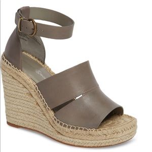 Treasure & Bond Sannibel Platform Wedge Sz10M Grey